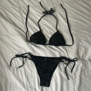 Vitamin A Swim Bikini top and bottom Size S top and Size L bottom